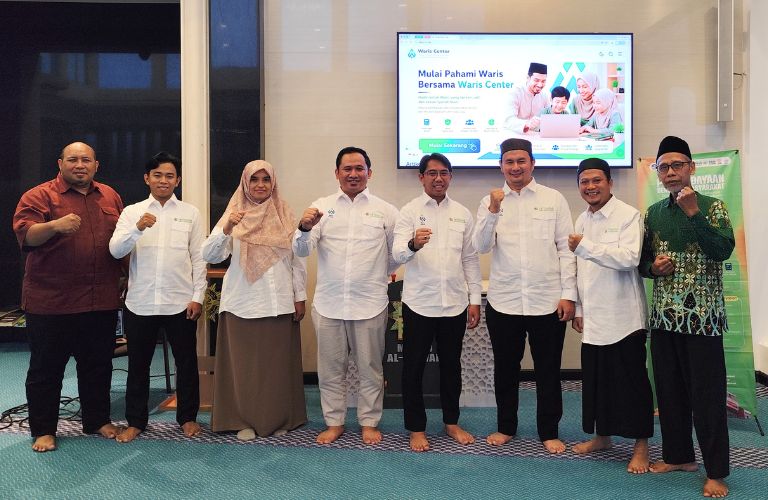 Perkuat Keberlanjutan Waris Center Berbasis Masjid Umsura dan PRM Geluran Teken MoA